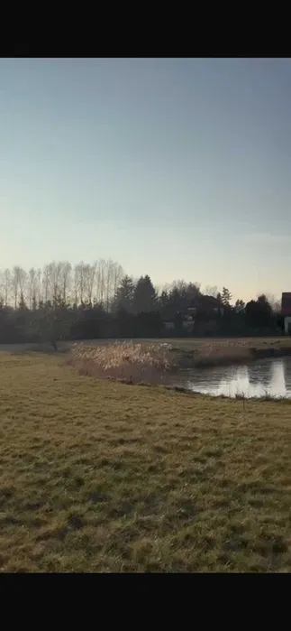 Twoja oaza spokoju – działka 1000 m² ze stawem na granicy Podkowy Leśnej