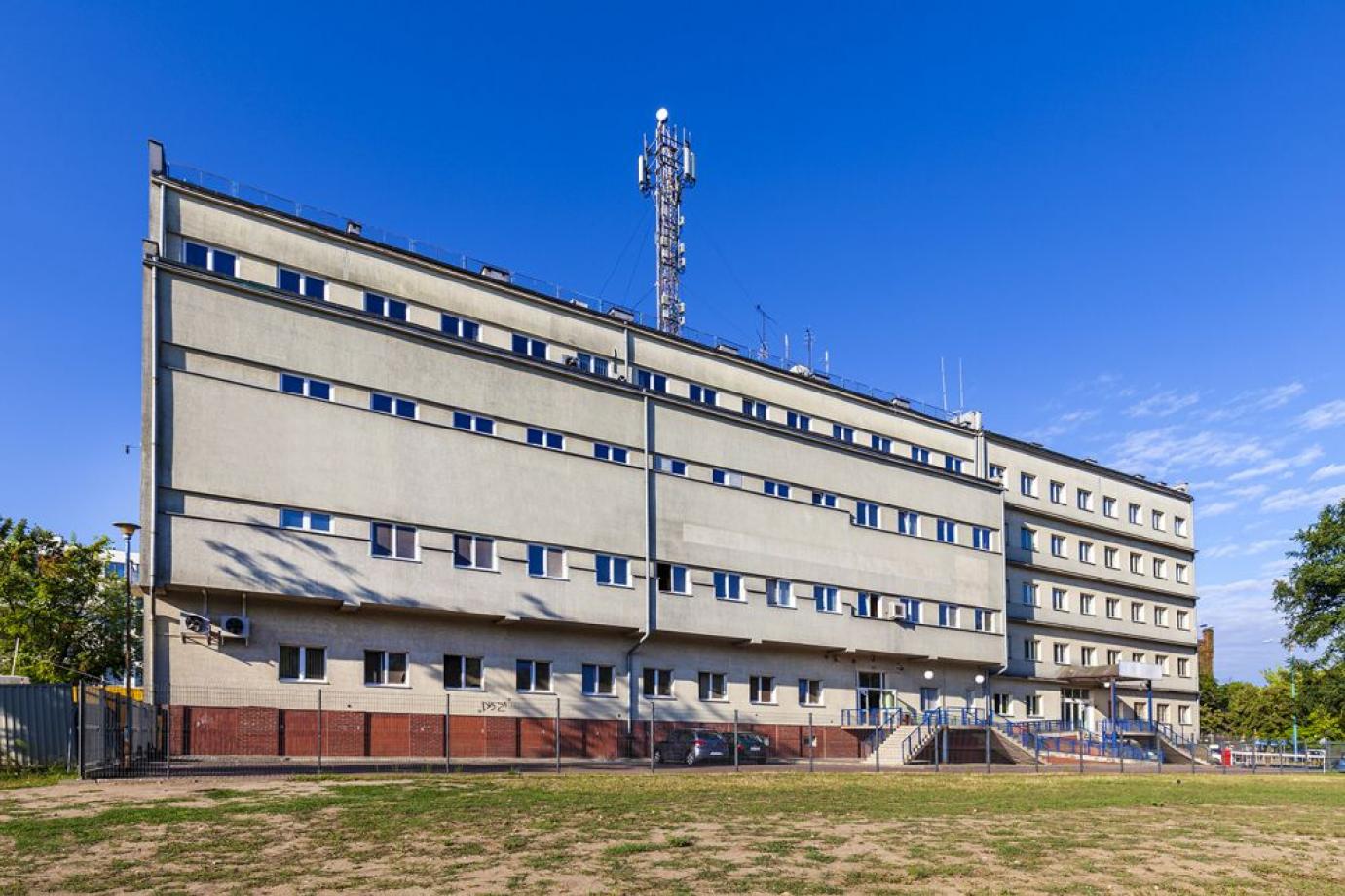 Ścisłe centrum Skierniewic – lokal idealny na Twój biznes usługowy!